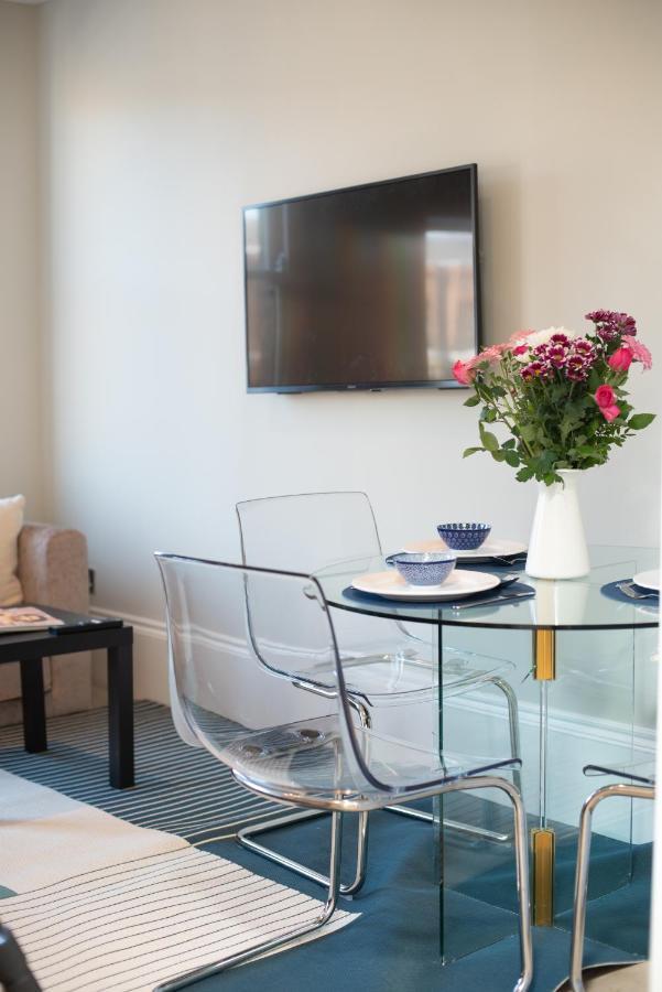 לונדון Capital Sloane Street Studio With Balcony מראה חיצוני תמונה