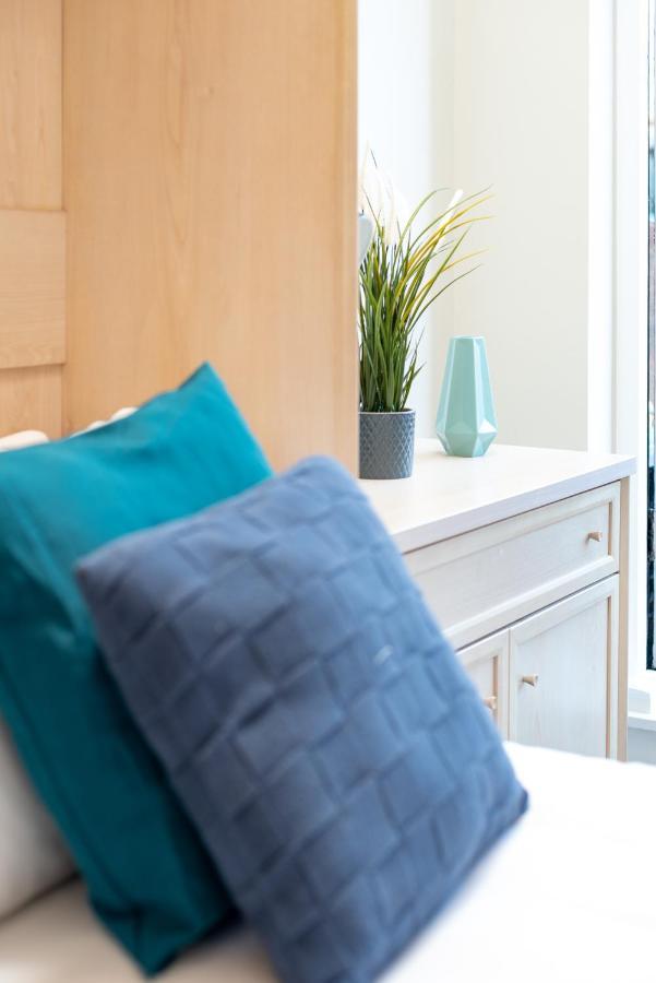 לונדון Capital Sloane Street Studio With Balcony מראה חיצוני תמונה